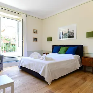 Bright And Comfy 3 Bedroom In Monti , Roma Italia